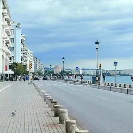 Liva Center Thessaloniki, Agias Sofias * Салоники