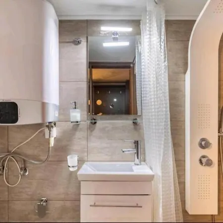 Liva Center Thessaloniki, Agias Sofias Апартаменты Салоники